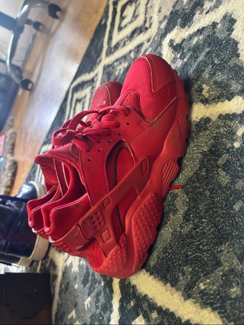 Nike Air Huarache (Triple Red)